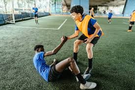 QQ游戏开启《黑神话：悟空》预约，网友表示像“山寨页游”